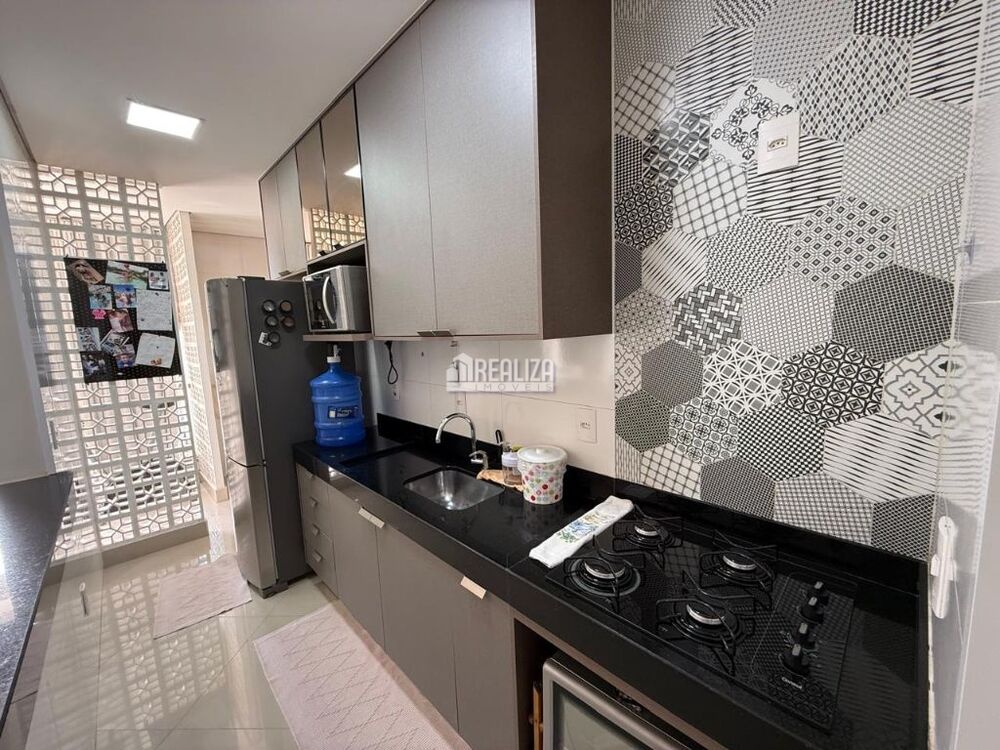 Apartamento à venda com 2 quartos, 57m² - Foto 1