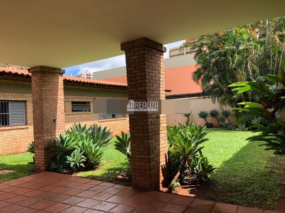 Casa à venda com 4 quartos, 436m² - Foto 1