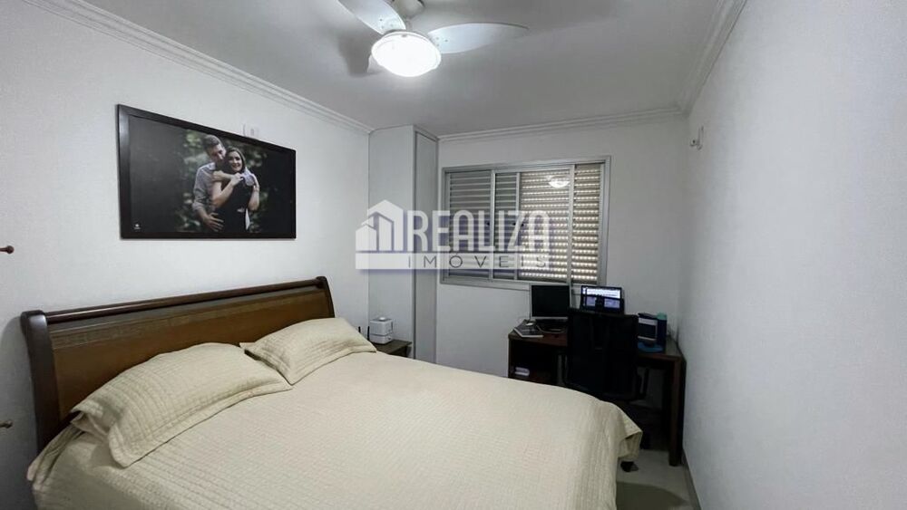 Apartamento à venda com 3 quartos, 100m² - Foto 1