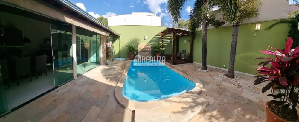 Casa, 3 quartos, 185 m² - Foto 1