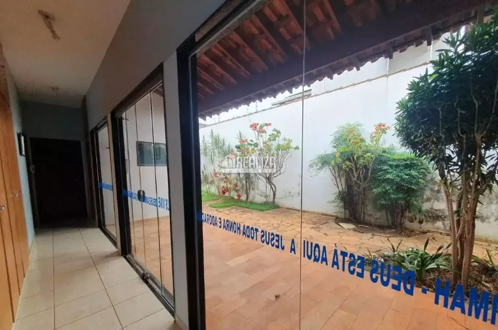 Casa, 4 quartos, 311 m² - Foto 13