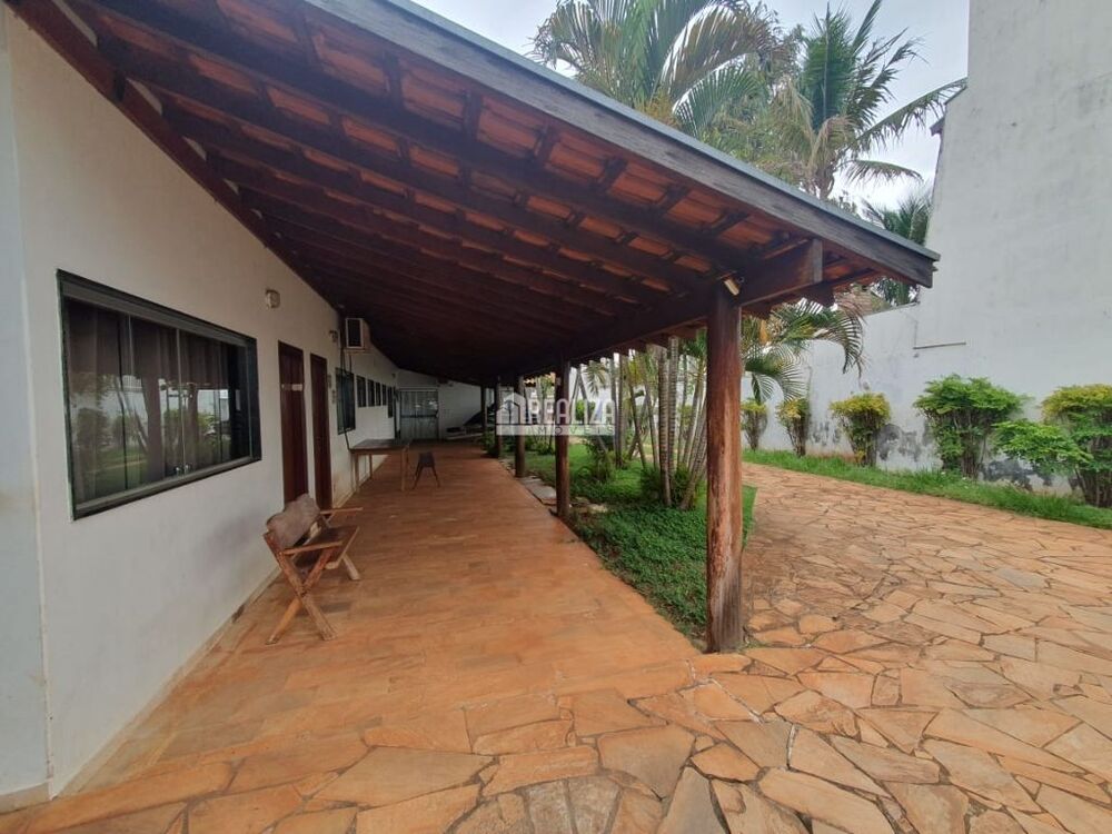 Casa, 4 quartos, 311 m² - Foto 1