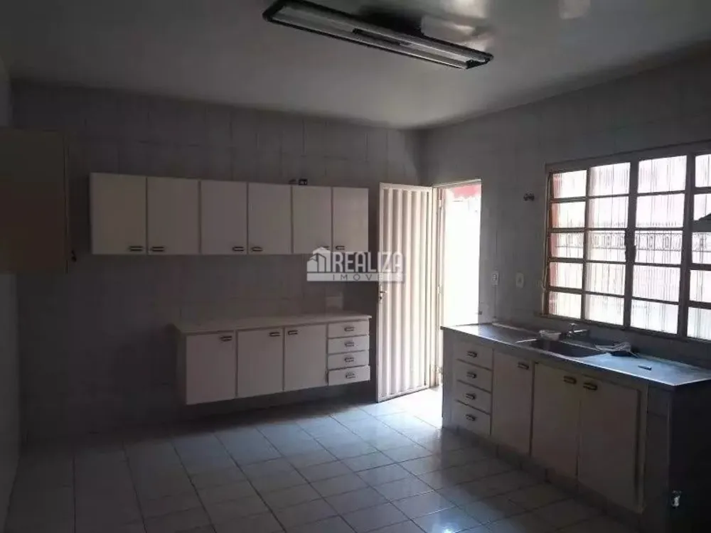 Casa, 3 quartos, 255 m² - Foto 5