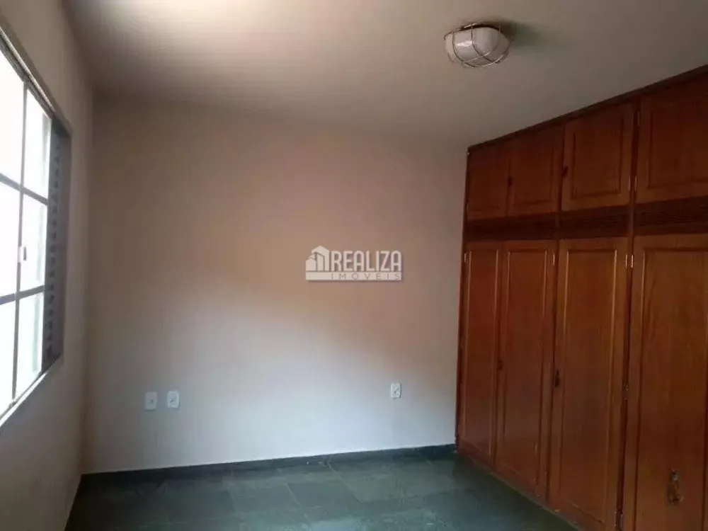 Casa, 3 quartos, 255 m² - Foto 8