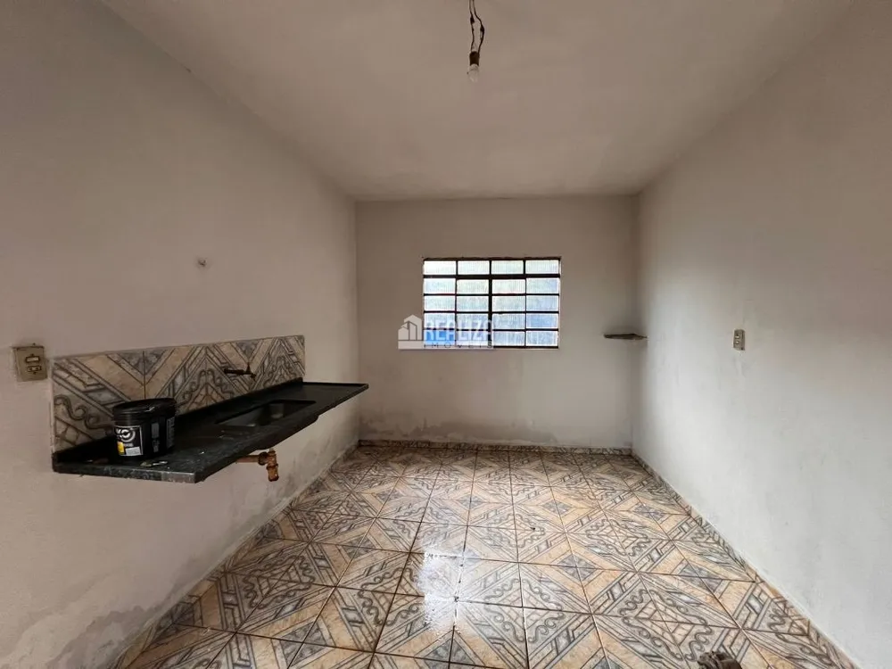 Casa, 1 quarto, 130 m² - Foto 2