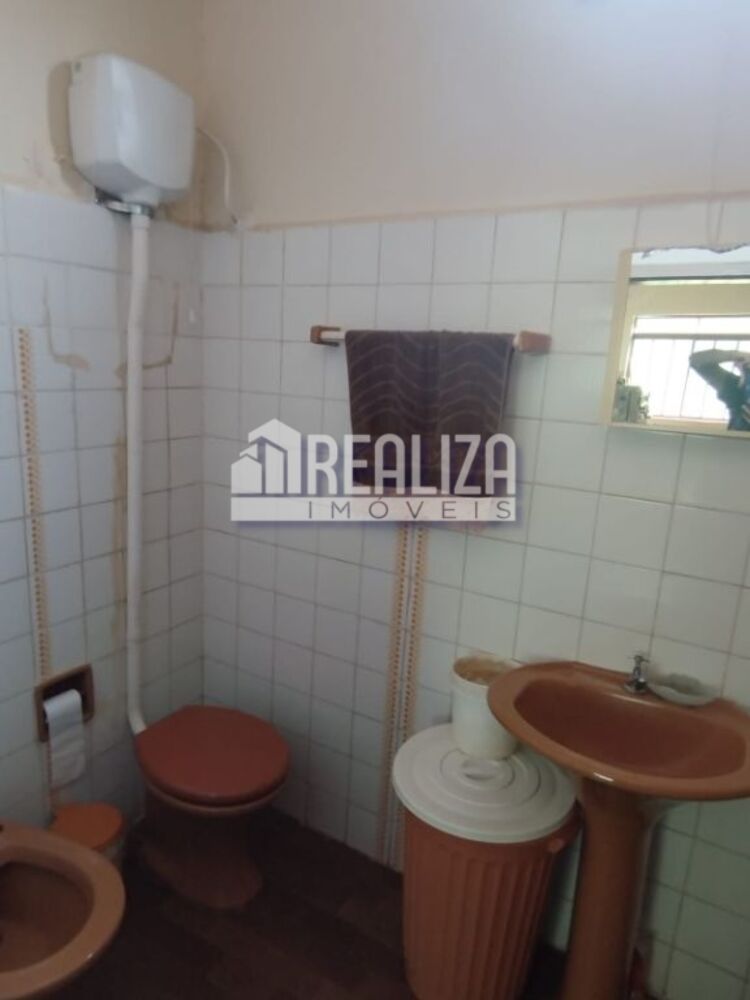 Casa à venda com 2 quartos, 64m² - Foto 8