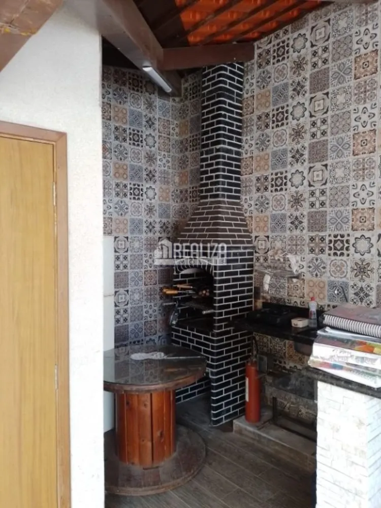 Casa, 3 quartos, 107 m² - Foto 2