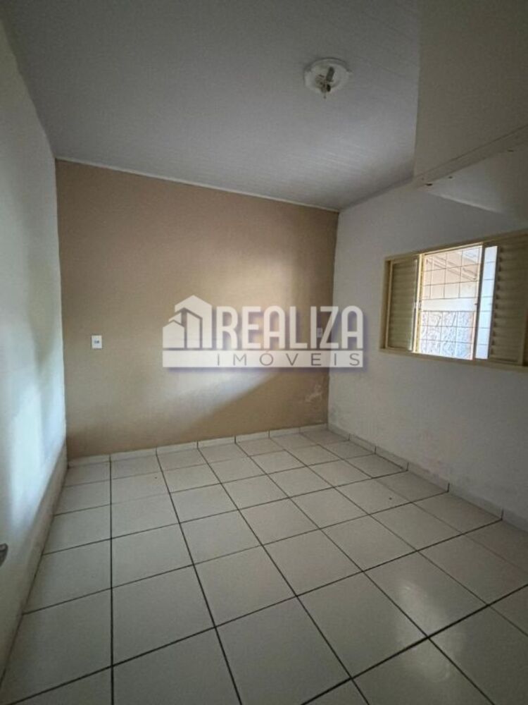 Casa à venda com 3 quartos, 136m² - Foto 9