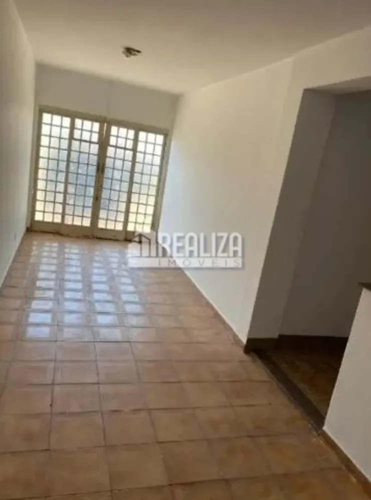 Casa, 3 quartos, 690 m² - Foto 3
