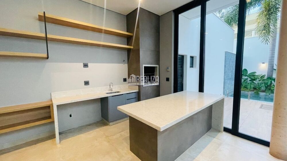 Casa, 4 quartos, 240 m² - Foto 3