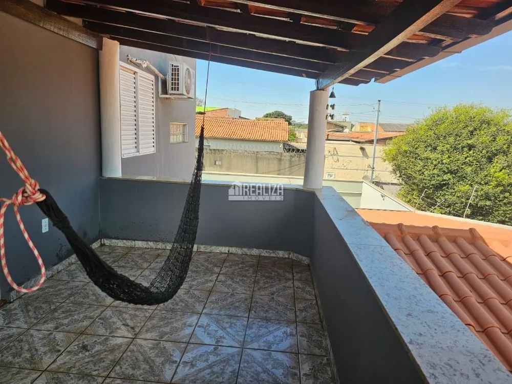 Casa, 4 quartos, 227 m² - Foto 8