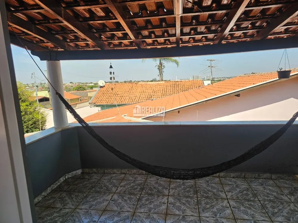 Casa, 4 quartos, 227 m² - Foto 7