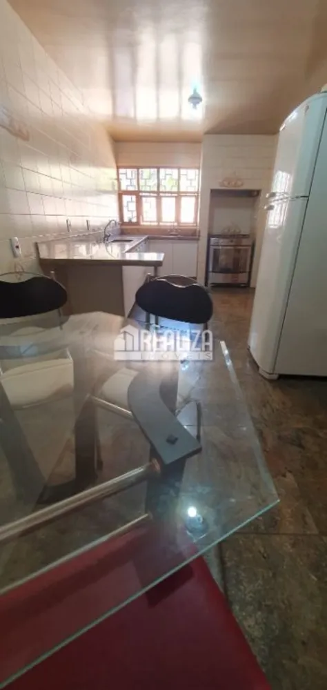 Casa, 4 quartos, 381 m² - Foto 15