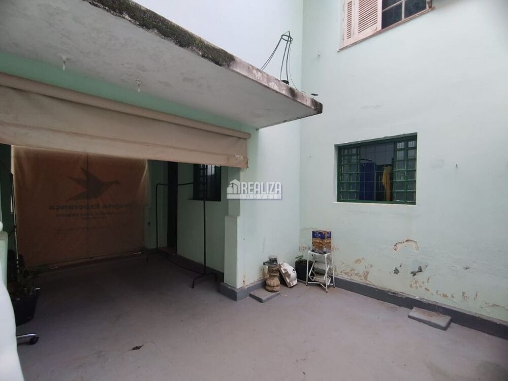 Casa à venda com 3 quartos, 190m² - Foto 7