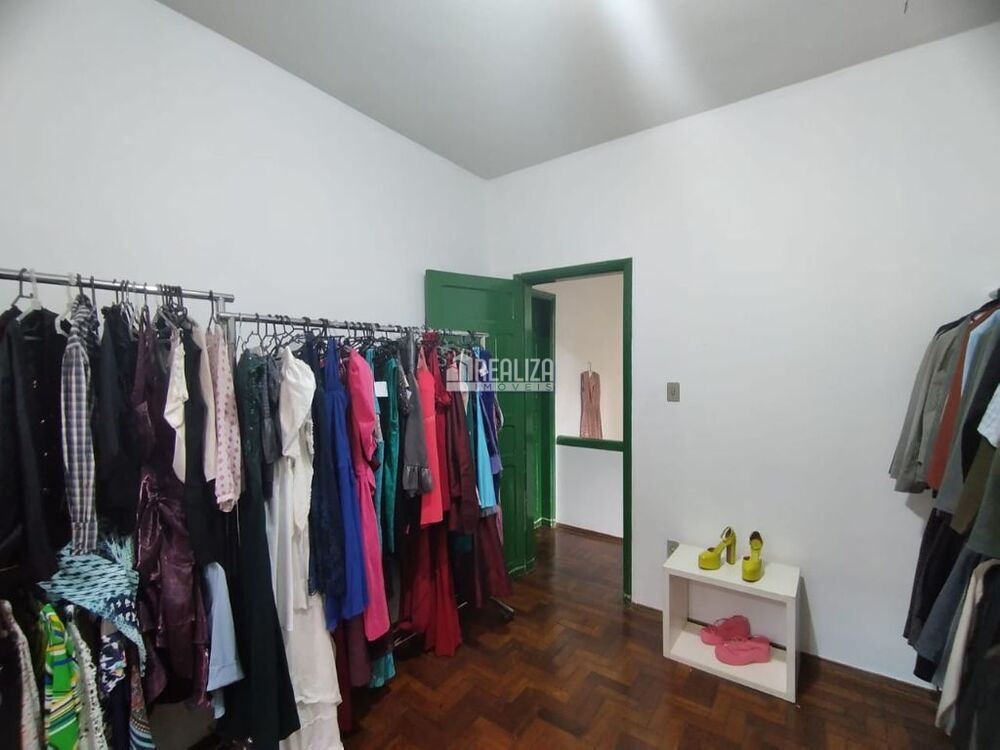 Casa à venda com 3 quartos, 190m² - Foto 4