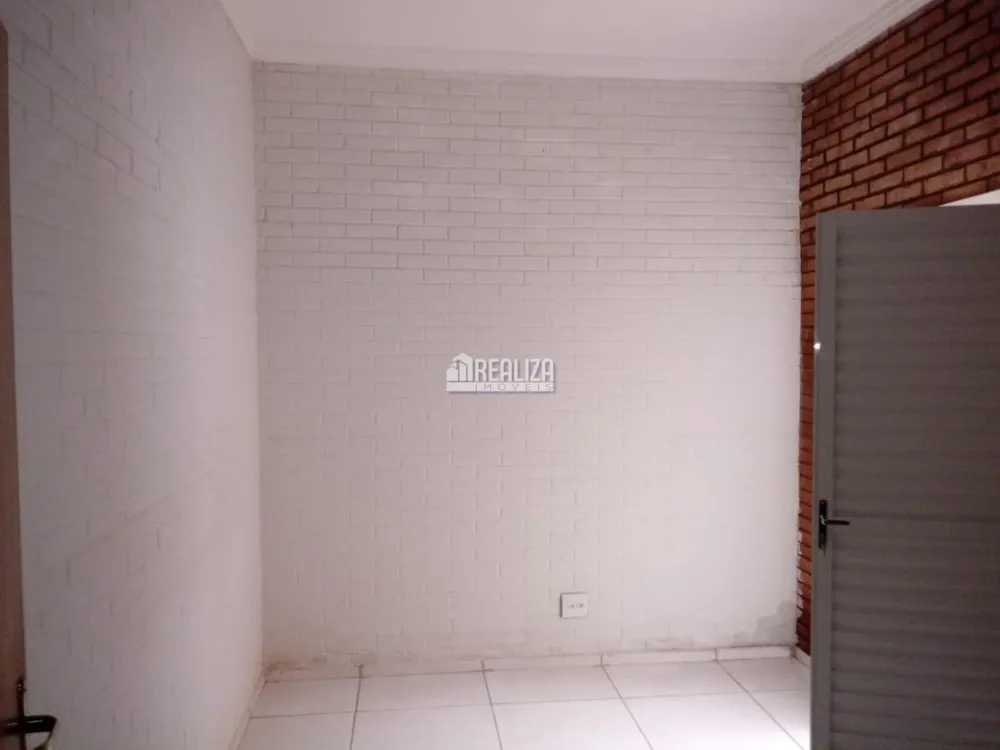 Casa, 1 quarto, 171 m² - Foto 3