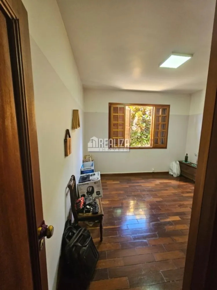 Casa, 3 quartos, 228 m² - Foto 11