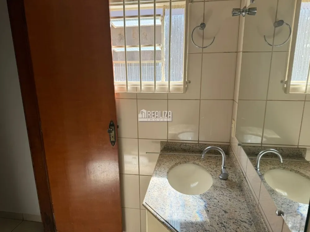 Casa, 3 quartos, 202 m² - Foto 9