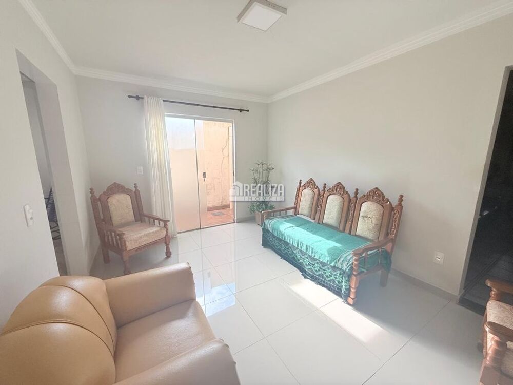 Casa, 3 quartos, 192 m² - Foto 3