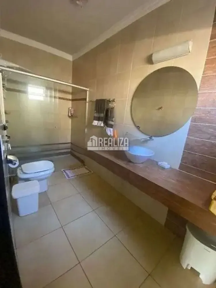 Casa, 3 quartos, 214 m² - Foto 4