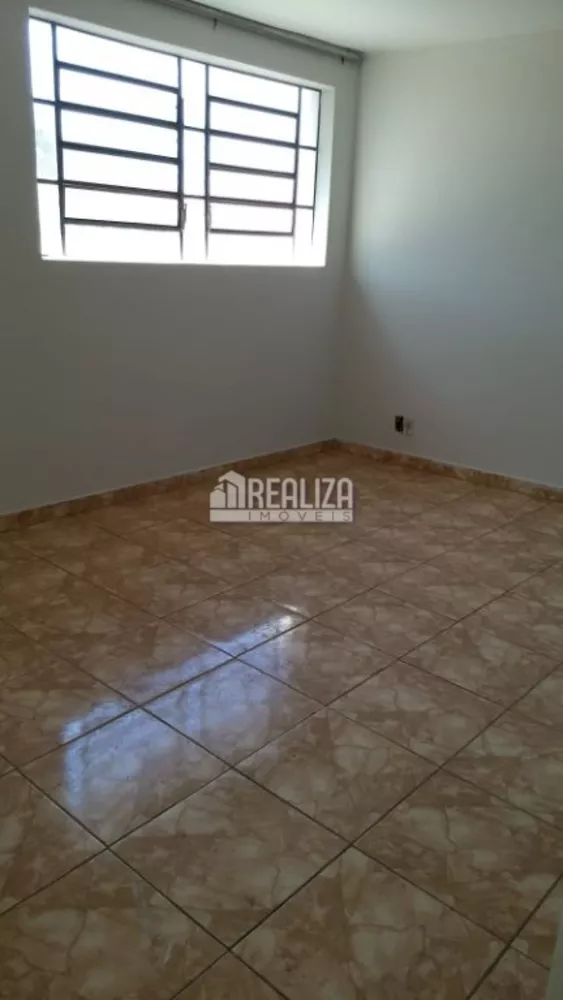 Casa, 2 quartos, 178 m² - Foto 2