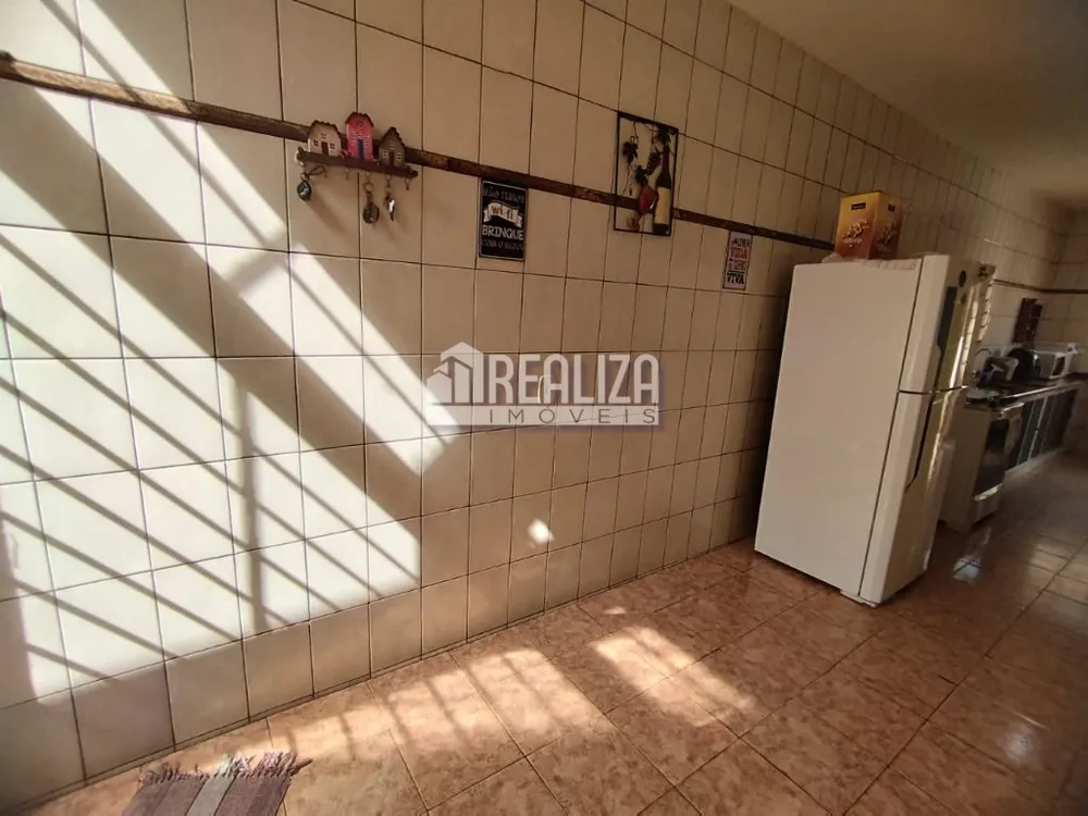 Casa, 3 quartos, 193 m² - Foto 13