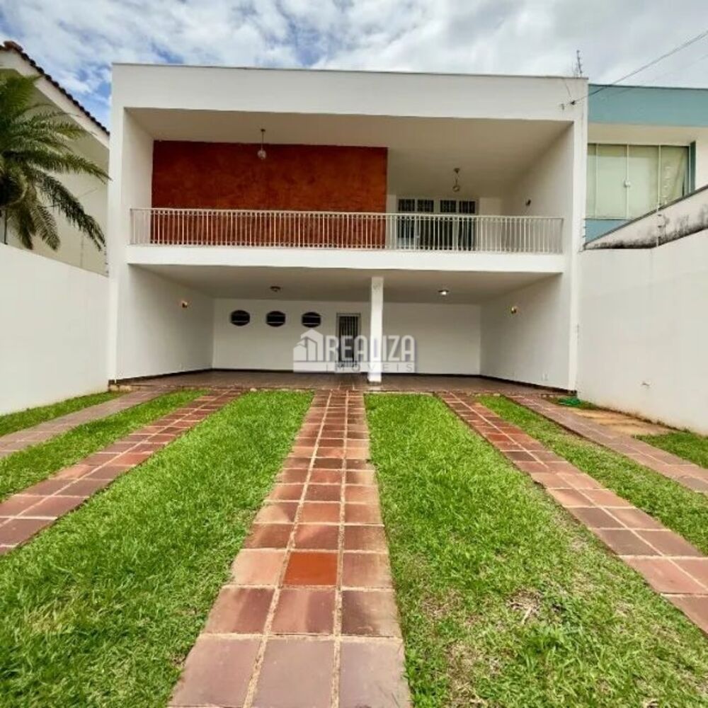 Casa, 3 quartos, 230 m² - Foto 1