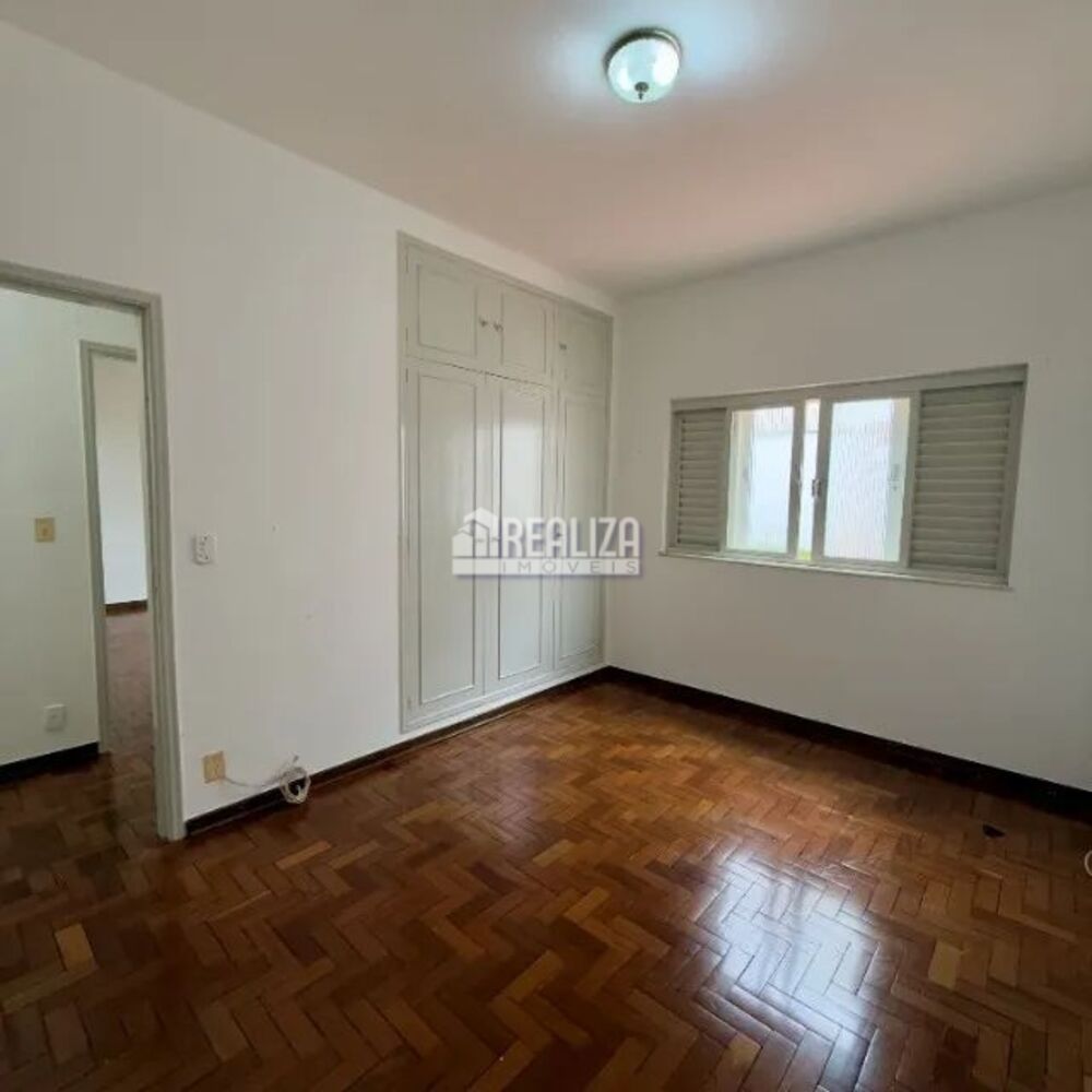 Casa, 3 quartos, 230 m² - Foto 12