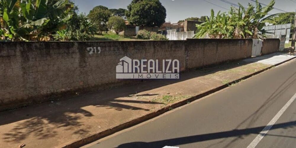 Terreno à venda, 594m² - Foto 1