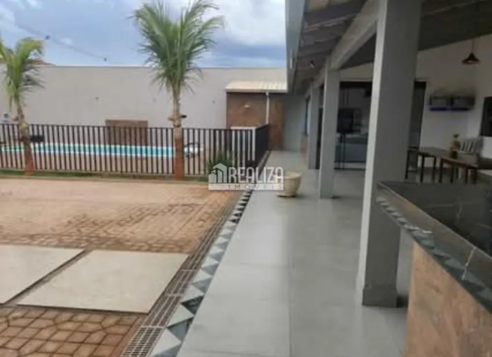 Casa, 4 quartos, 276 m² - Foto 2
