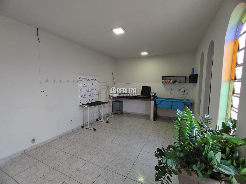 Casa à venda com 3 quartos, 163m² - Foto 4