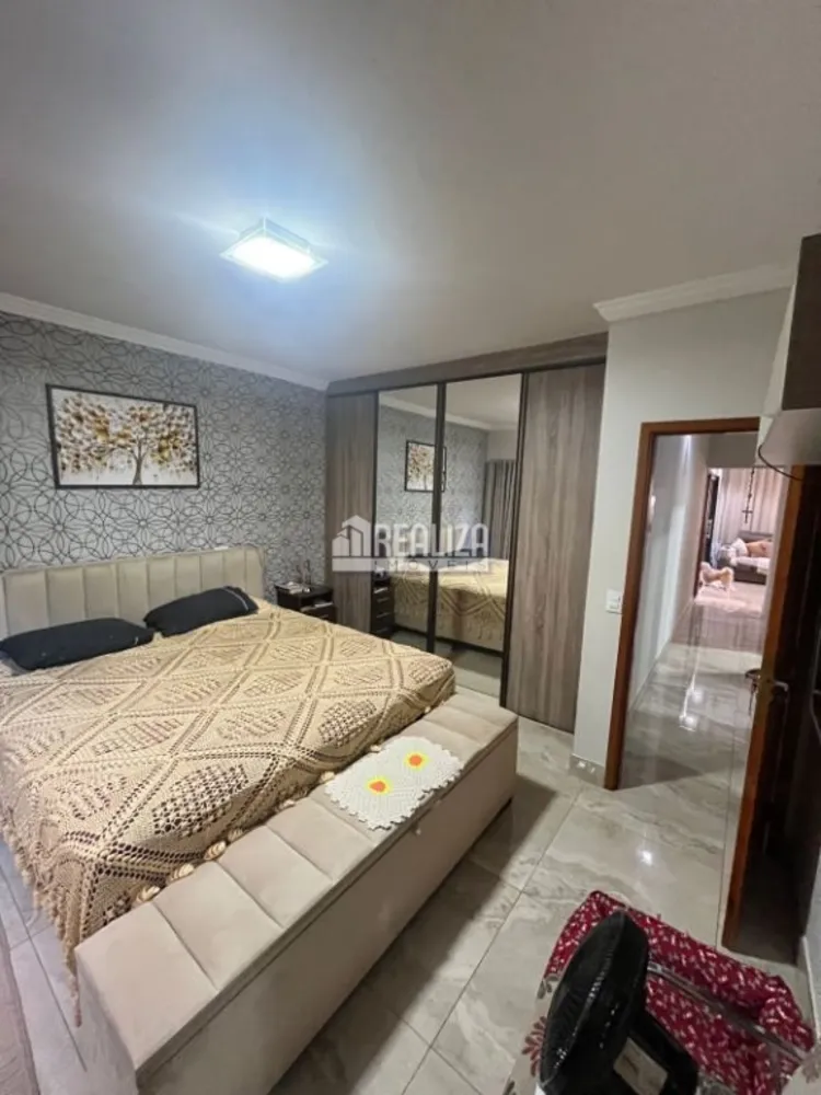 Casa, 3 quartos, 164 m² - Foto 3
