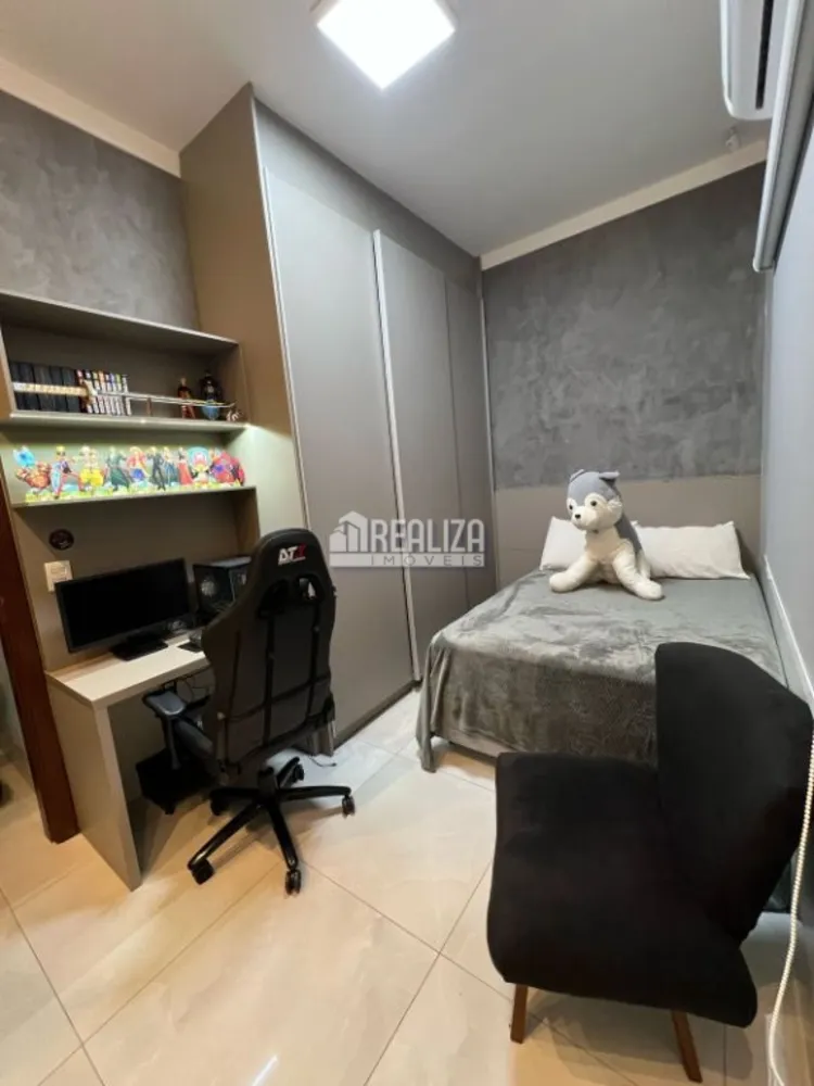 Casa, 3 quartos, 242 m² - Foto 17