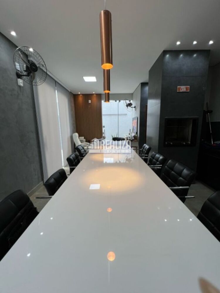 Casa, 3 quartos, 242 m² - Foto 10