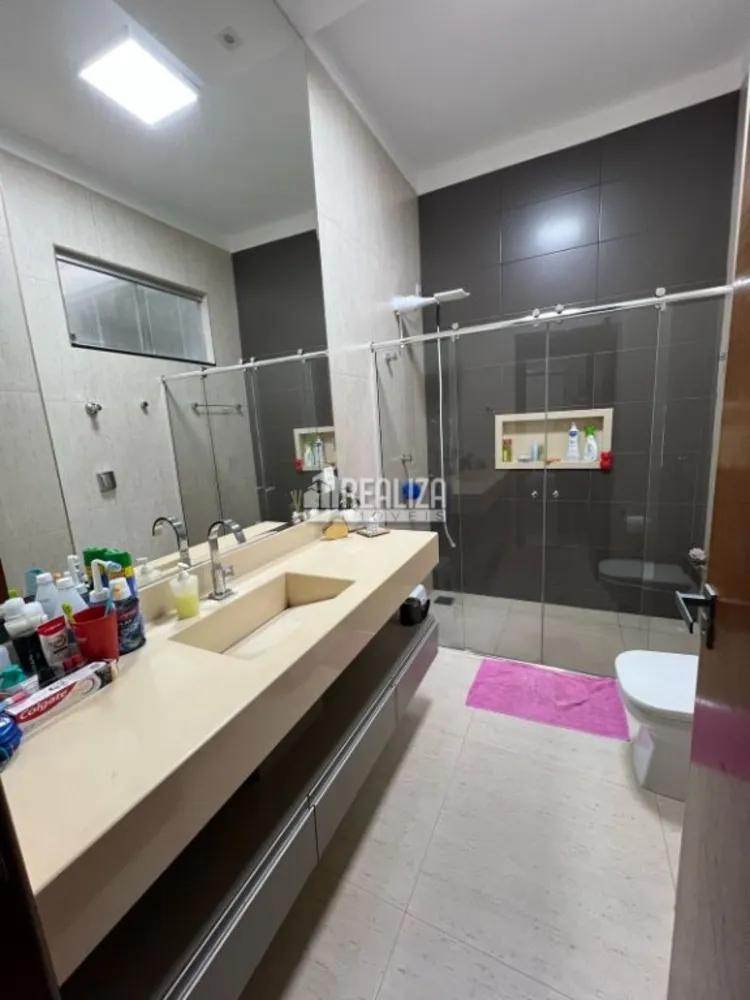 Casa, 3 quartos, 242 m² - Foto 16