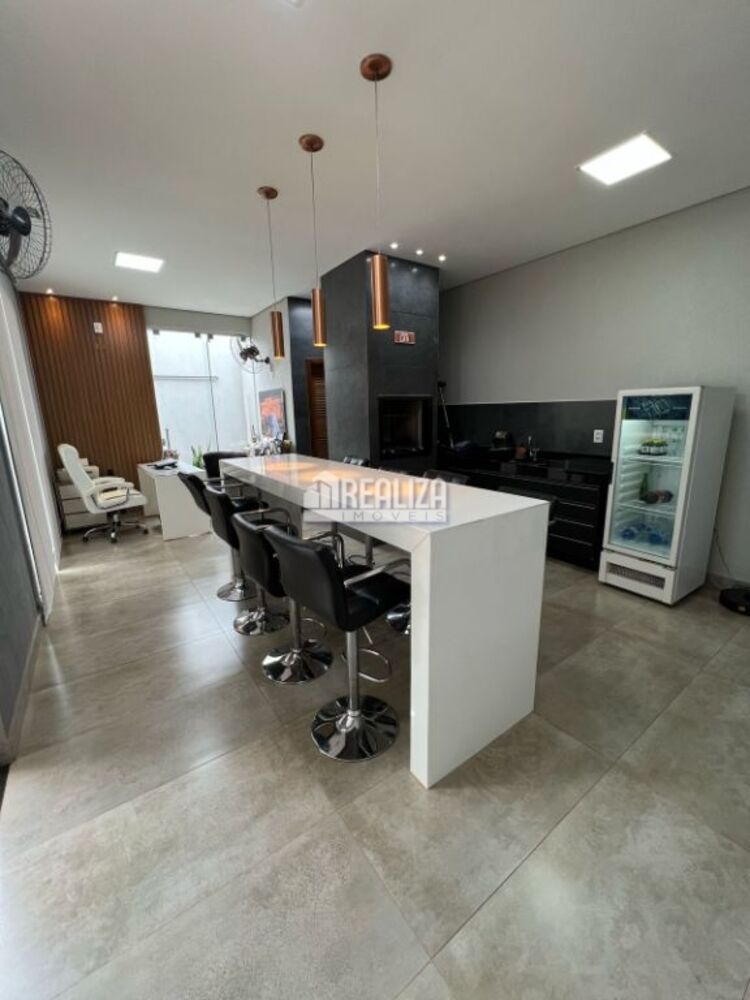 Casa, 3 quartos, 242 m² - Foto 9