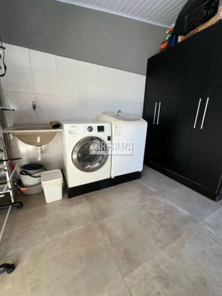 Casa, 3 quartos, 242 m² - Foto 20
