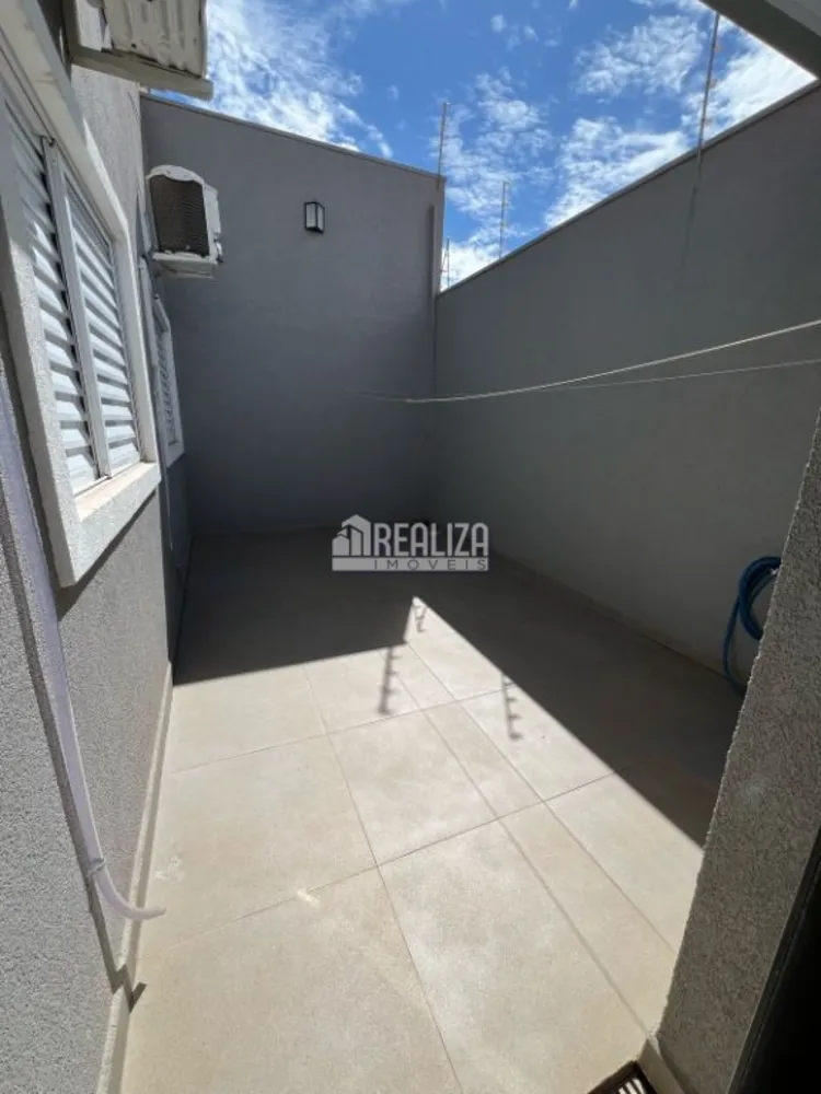 Casa, 3 quartos, 242 m² - Foto 24