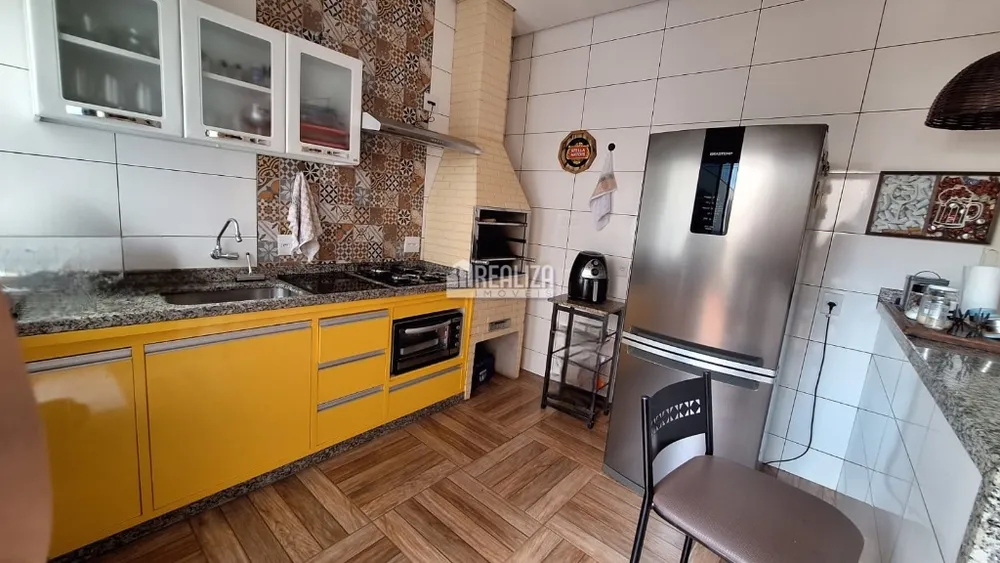 Casa, 3 quartos, 139 m² - Foto 3