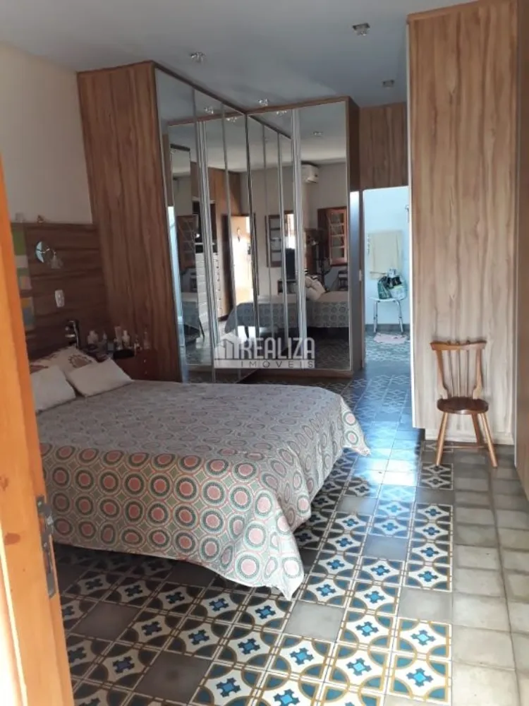 Casa, 5 quartos, 218 m² - Foto 10