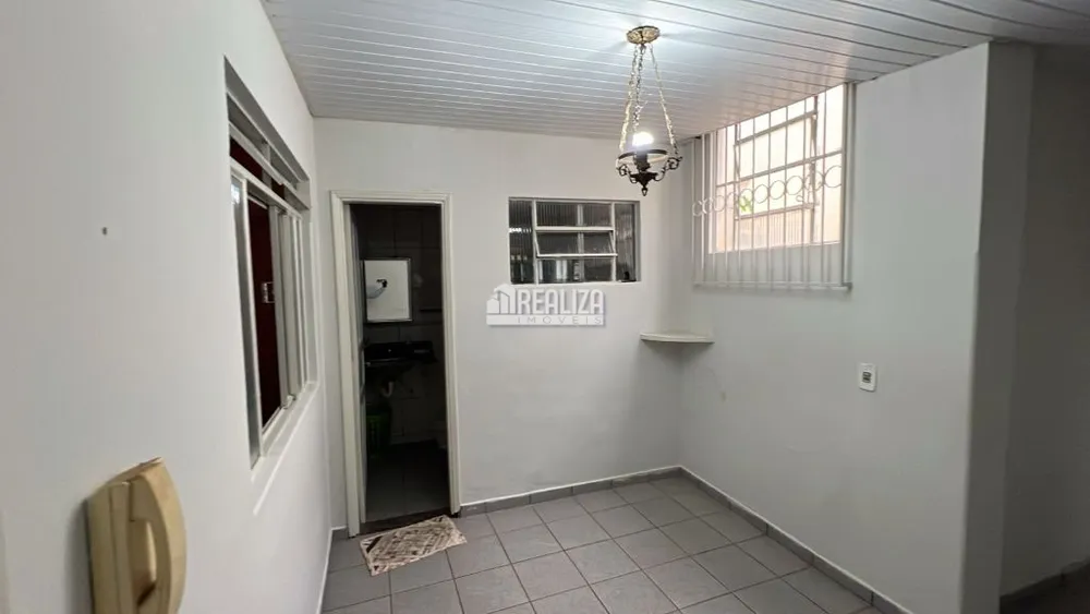 Casa, 5 quartos, 220 m² - Foto 3