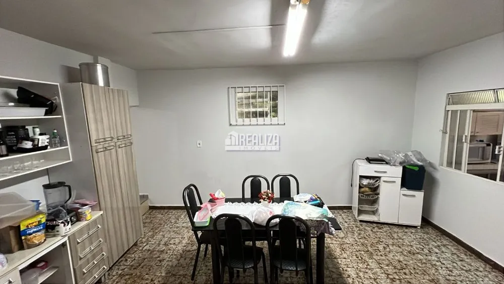 Casa, 5 quartos, 220 m² - Foto 8