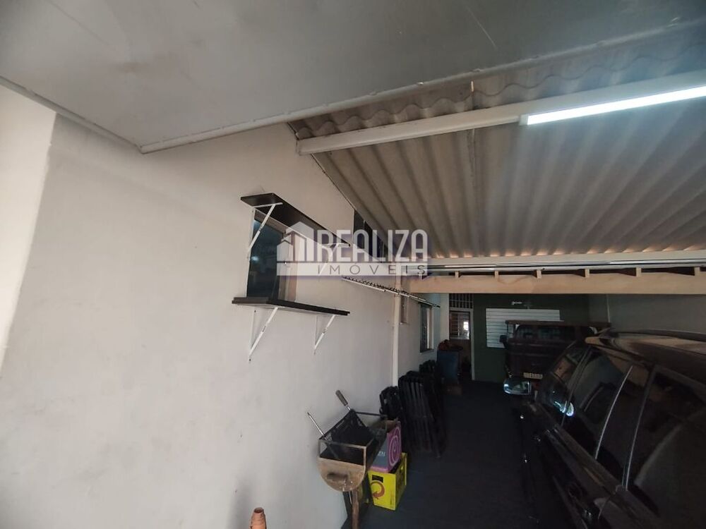 Casa à venda com 3 quartos, 87m² - Foto 4