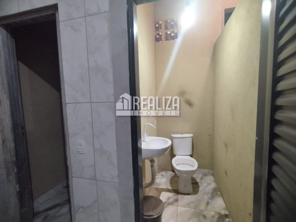 Casa à venda com 3 quartos, 87m² - Foto 2