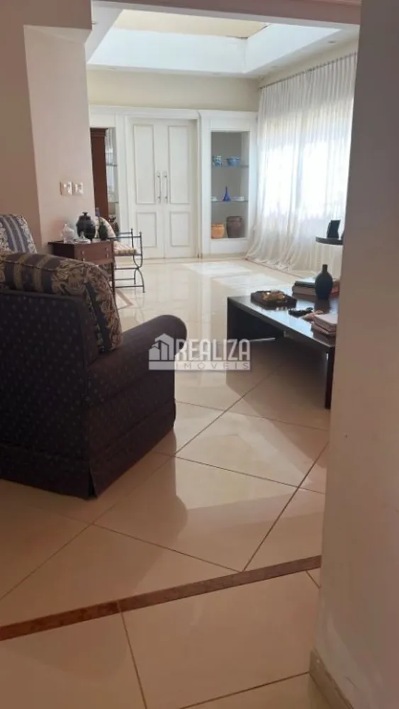 Casa, 5 quartos, 486 m² - Foto 1