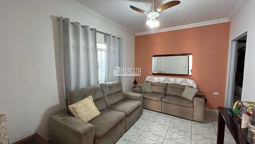 Casa, 3 quartos, 183 m² - Foto 1