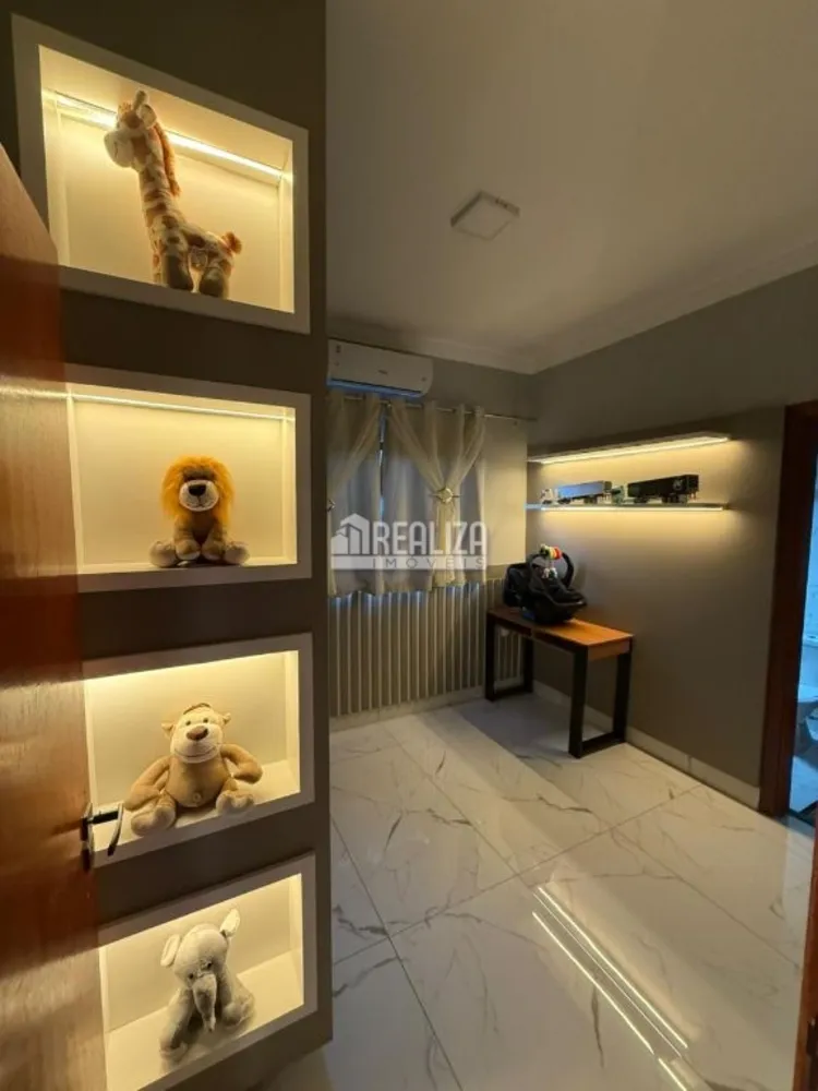 Casa, 3 quartos, 220 m² - Foto 4