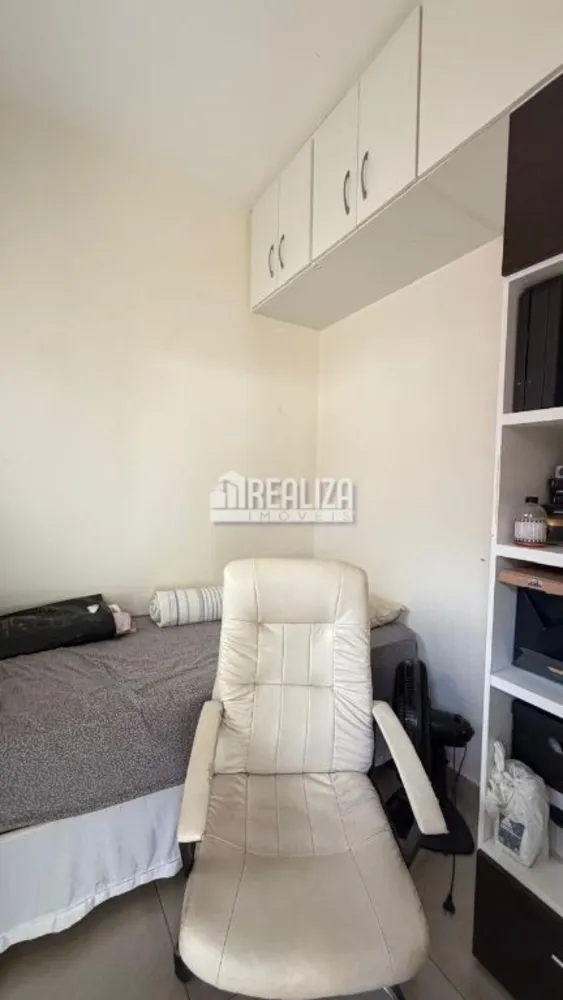 Casa, 3 quartos, 242 m² - Foto 2