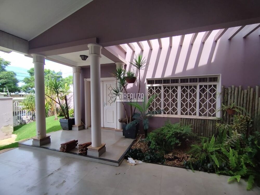 Casa à venda com 4 quartos - Foto 2