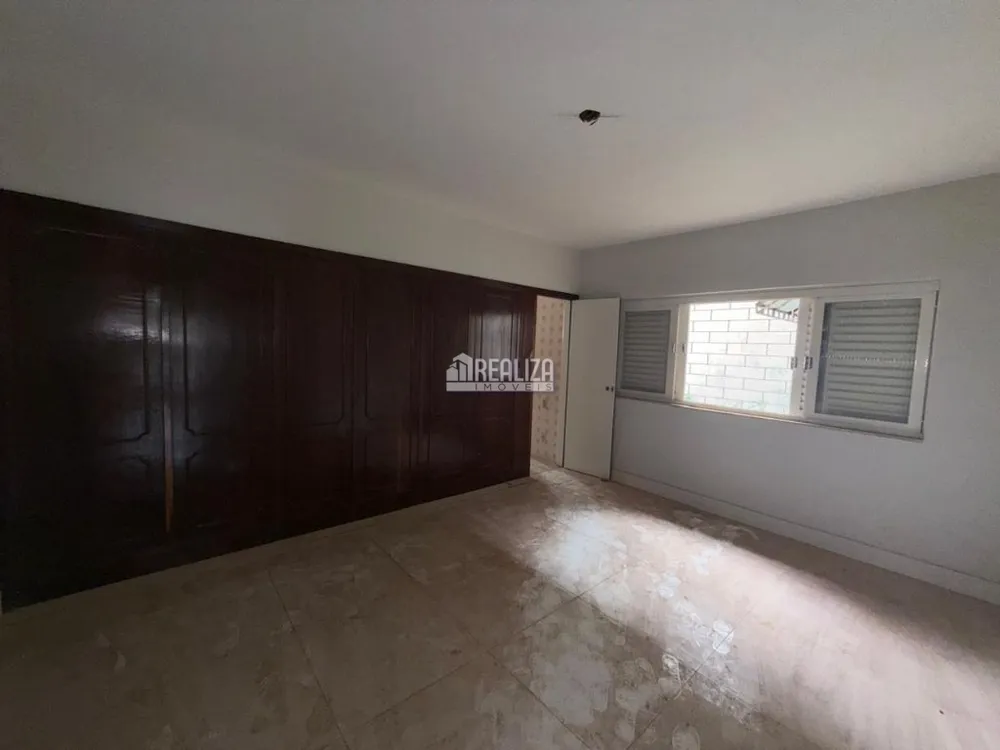 Casa, 3 quartos, 282 m² - Foto 9